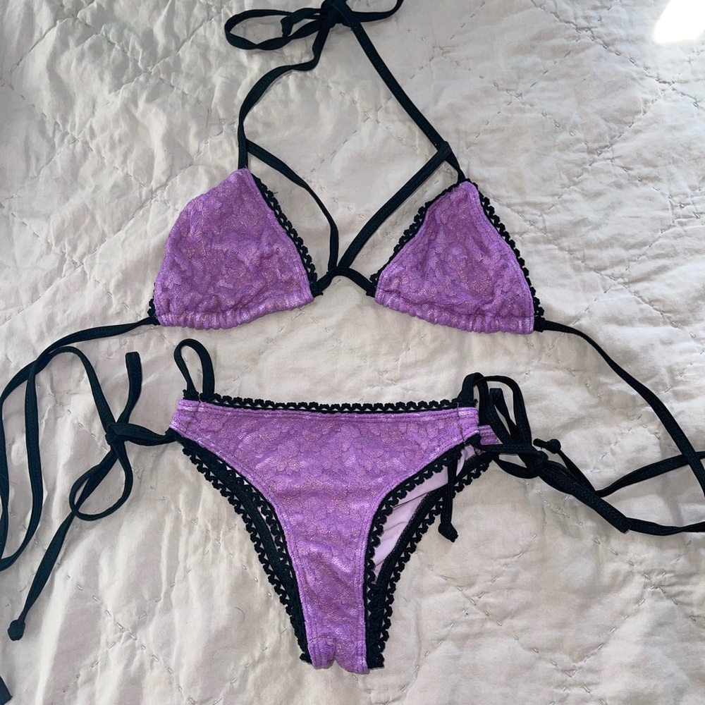 Lilac bikini